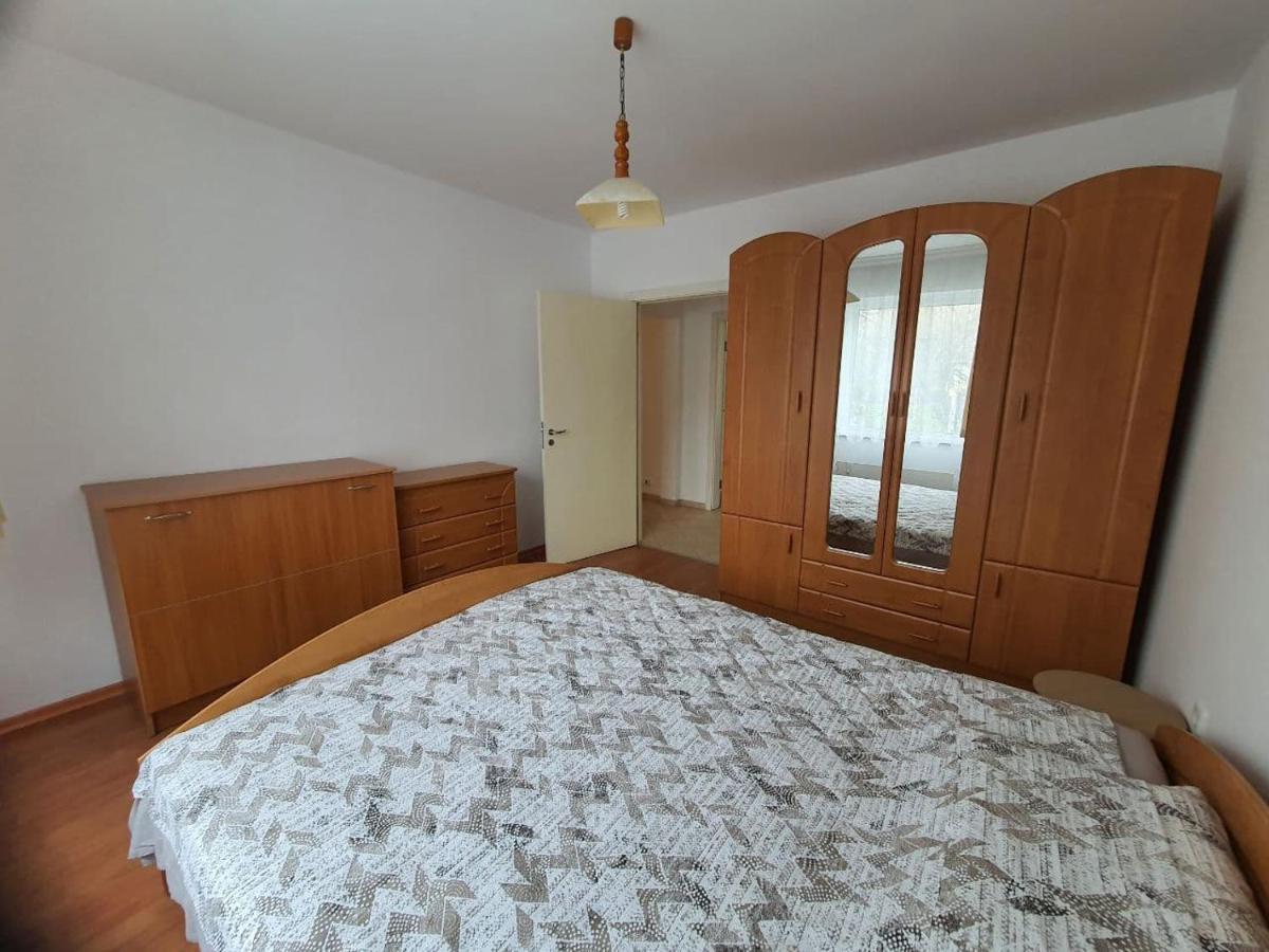 Апртамент Чайка Бл.17 Varna Exteriör bild