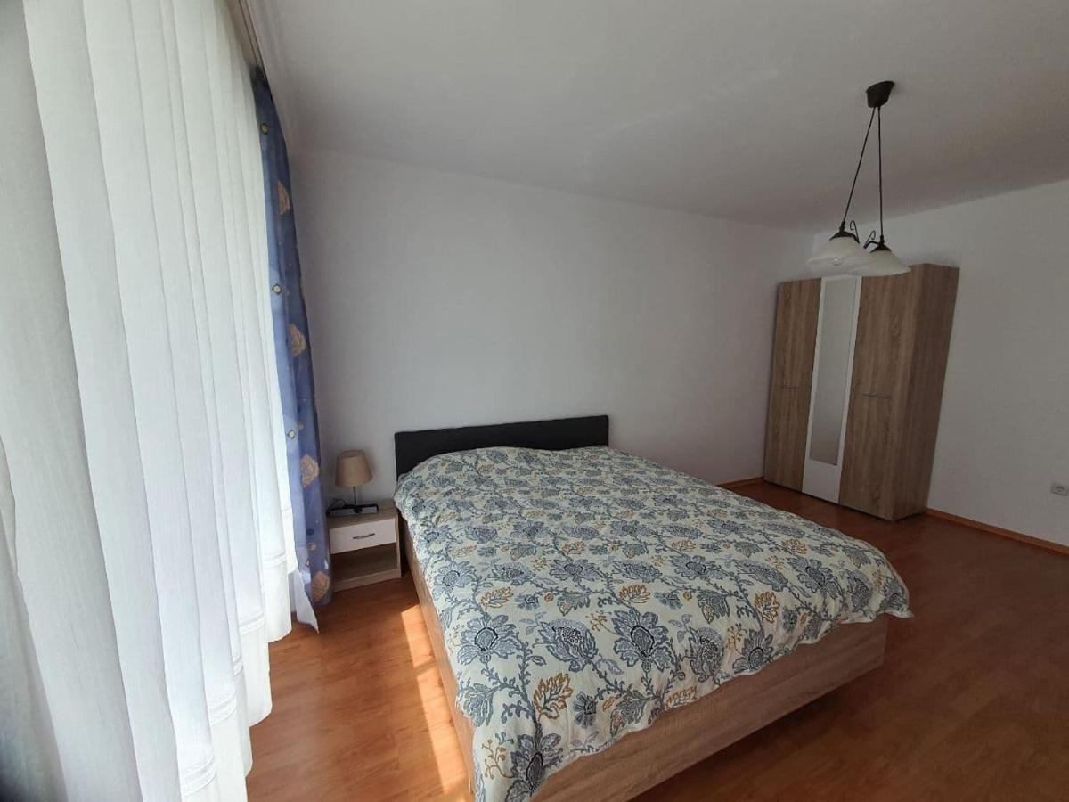 Апртамент Чайка Бл.17 Varna Exteriör bild