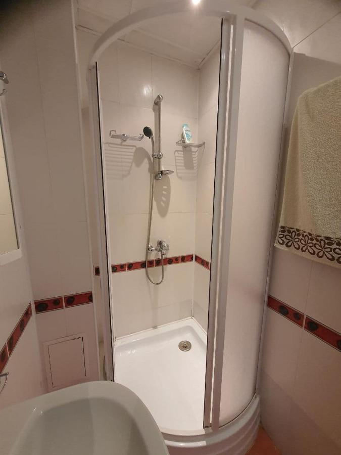 Апртамент Чайка Бл.17 Varna Exteriör bild
